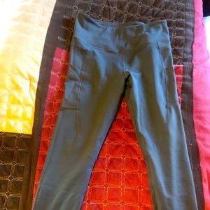 ZYIA active gray pocket light and tights